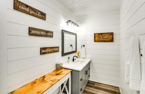 15 Mi to Downtown Sioux Falls Gem with Yard! - Foto 13