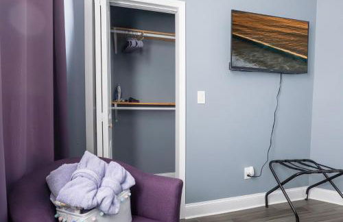 New Apartment Liberty State Park Jersey City NJ Airport Train Manhattan NYC - Foto 25