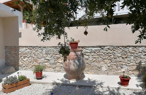 Lemon Tree House - Photo 33