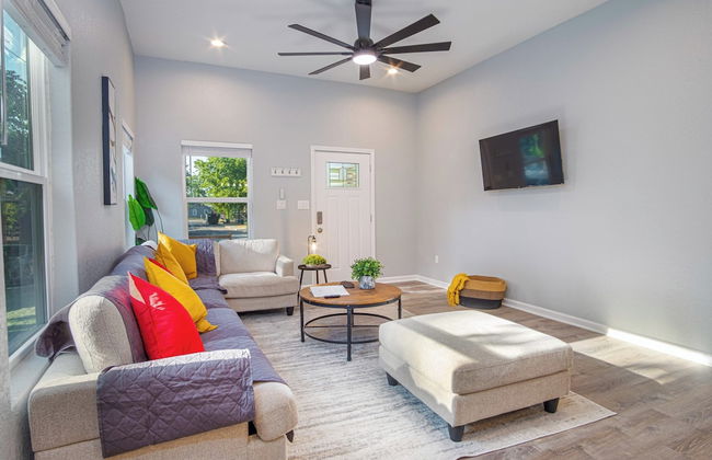 Experience Convenience w/ 4br/3ba Near Alamodome - Foto 15