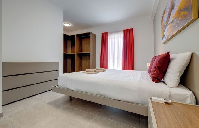 Elegant Sliema Penthouse, Panoramic Terrace - Foto 6