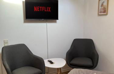 Ferienwohnung - Balkon - Netflix - Parkplatz - Kingsize-Bett - 6 Personen - Foto 11