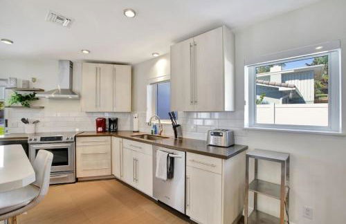 Lakefront Family Fun Home with Private Dock 3BR 2B - Foto 47