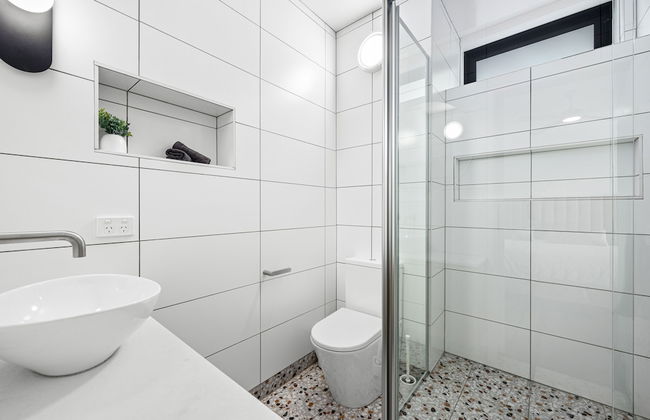 Peppertree Apartments - Photo 16