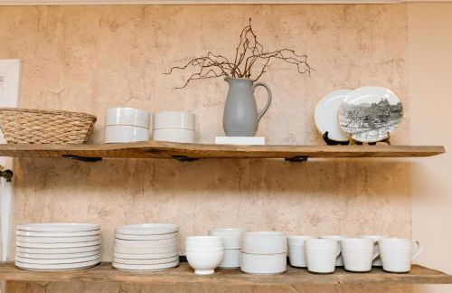 Speakeasy, Hot Tub, Putt Putt, Outdoor Theatre, 8 minutes from Downtown Greenville - Foto 19