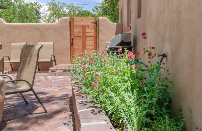 Casa O'keeffe - Five-minute Walk to The Plaza, Quiet Neighborhood, Comfort and Convenience - Foto 17