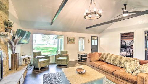 Crivitz Lakefront Escape with Boat Dock and Slip! - Foto 4