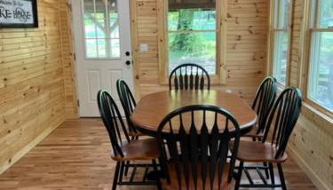 Perfect Maine Getaway in a Newly Renovated Cabin! - Foto 5