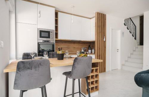 "Golden Sky"Rooftop Pool Villa - Photo 15