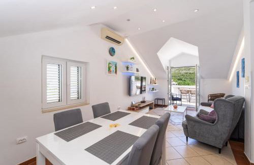 RITA - Charming 2-Bedroom Apartment with sea view, Slano - Foto 16