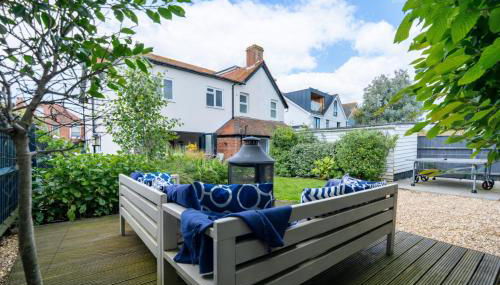 Meadow Cott - Photo 2, Garden