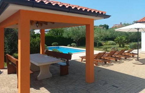 Perla Klaudio - Foto 13