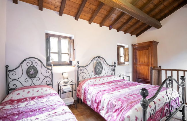 Apartment on Beautiful Estate With Pool Near the Art - Foto 6