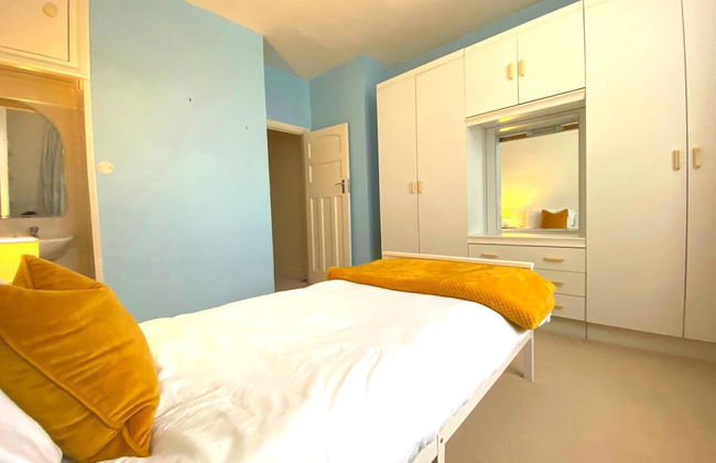 Bright and Spacious 4 Bedroom Home - Foto 4