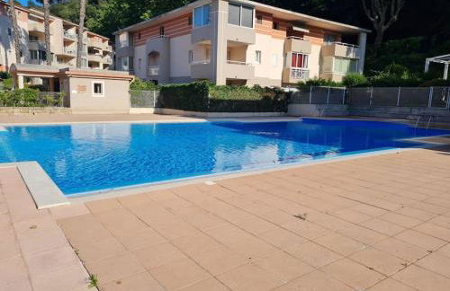 T2 moderne avec piscine, tennis et garage - Foto 17