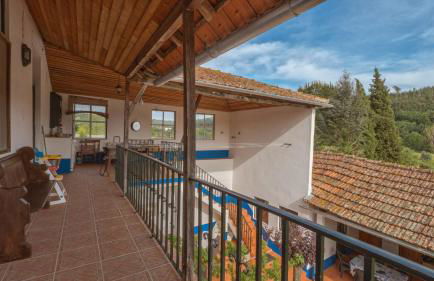 Large, converted farmhouse with pool - Foto 56