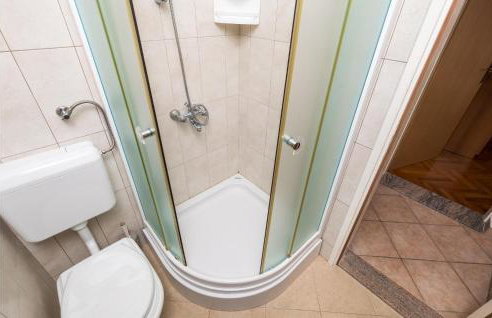 Cozy Apartment In Potocnica With Wifi - Foto 18