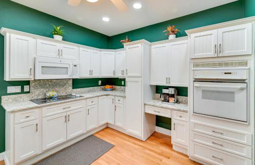 Game Room and Lake View Lake Hartwell Group Retreat - Foto 9