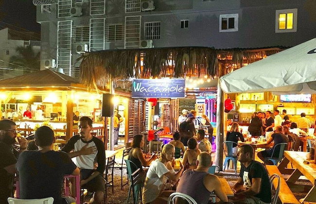 2 Minute Walk to Beach 1bdrm Condo with Pool - Foto 33