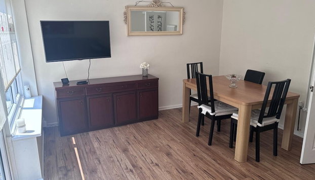 Spacious 2-bed Apartment in Hornchurch - Foto 2, Imagem principal