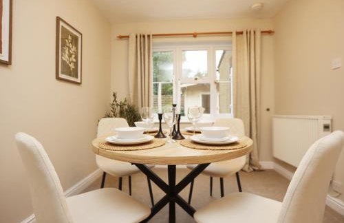 Orchard Place By N And N Stays, Perfect for corporate, contractor teams and families visiting the area, 3 Bed House with Private Parking, Semington Near Bath - Foto 12