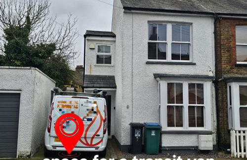 MAGICAL HARRY POTTER THEMED HOME IN WATFORD - FREE off-street PARKING - Foto 7