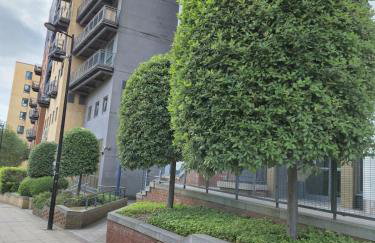 Stylish 2-Bed Apartment, Free Parking, Walk to Hospital & Uni - Foto 36