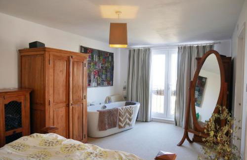 Close to beaches and town, off street parking - Foto 20