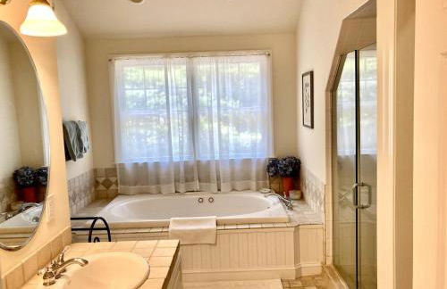 4 bedroom East Hampton home with large heated pool - Foto 26