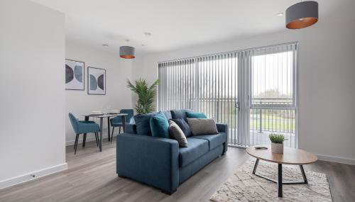 31 Grand Court - Lovely Home Near Canal, Park, & Central MK - Foto 2