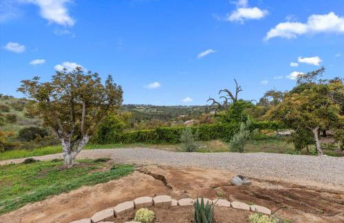 Avocado Akres Awaits Near Monserate Winery - Foto 39