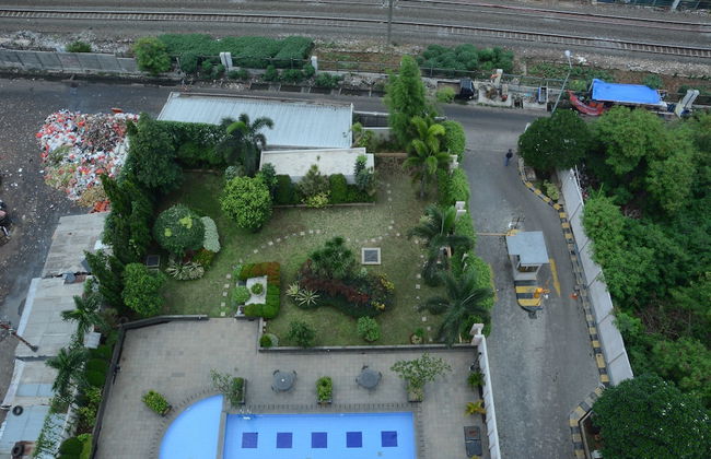 Cozy Studio Apartment at Margonda Residence 4 - Photo 18