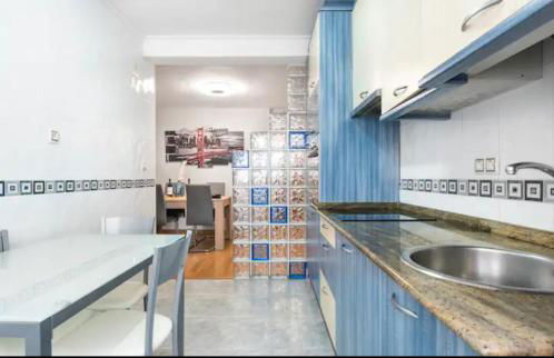 VillaCoto - Piso acogedor y amplio con Wifi a un paseo de la playa - Foto 11