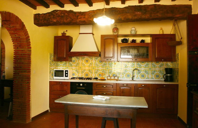 Stunning private villa for 6 guests with private pool, TV, pets allowed and parking - Foto 4