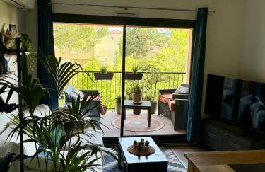 Appartement design au cœur de Montpellier avec parking privé - Foto 1