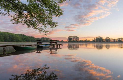Fischadler - Ferienwohnung mit Terrasse, Kamin, Bootsverleih & Seezugang - Foto 16