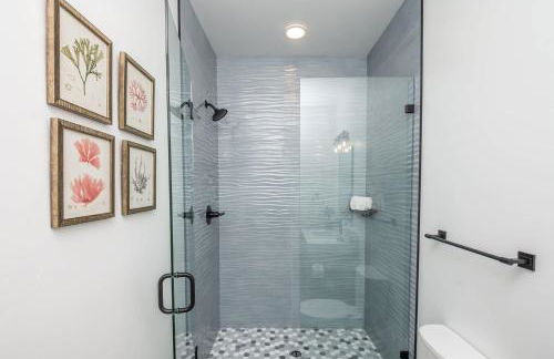 Ocean View Roof Deck - Walk to the Beach & Pier - Foto 44