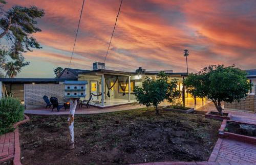 New Midtown Studio with Full Kitchen (Unit C) - Foto 24