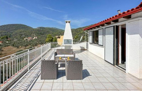 Nice Apartment In Korfos, Korinthos - Foto 12