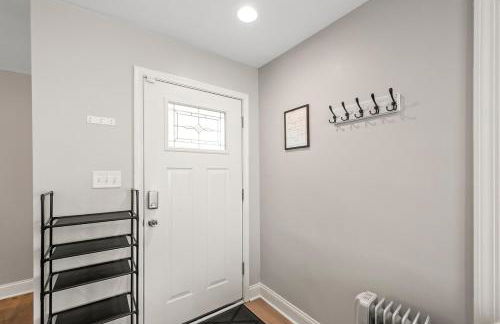 5 BR Stay Near Northwest Stadium for March 29 COL vs FRA - Foto 7