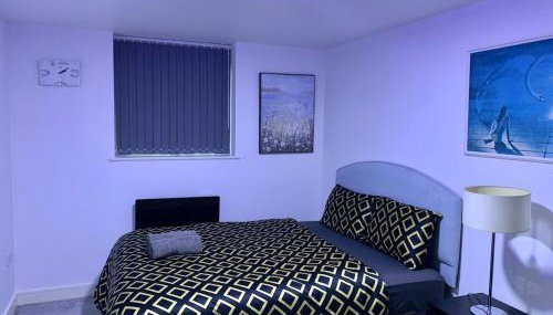 Ibiza Royale -Sleeps 6-Free Parking -Wi-Fi - Foto 3, towels