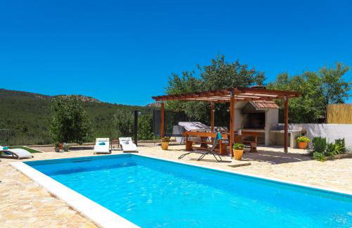 Villa R&B heated pool - Photo 16