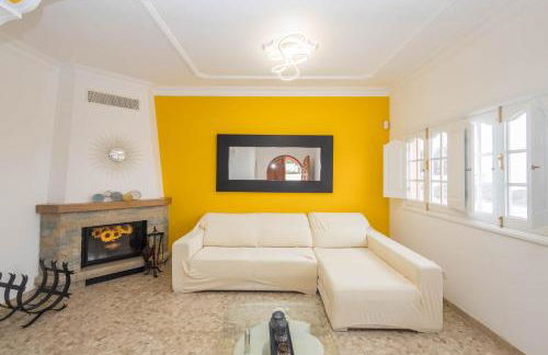 4BR Chalet El Romero-Private Pool, Barbecue & Chill - Foto 17