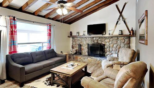 Elks Landing by Ruidoso Vacation Rentals - Foto 2