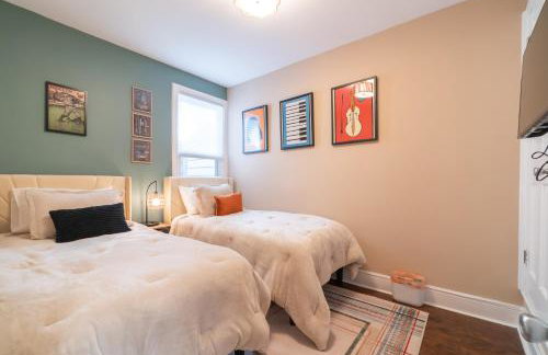 Princeton Einstein Boutique Stay - Photo 14