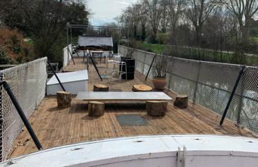 chambres dans peniche un air de vacances - Photo 1