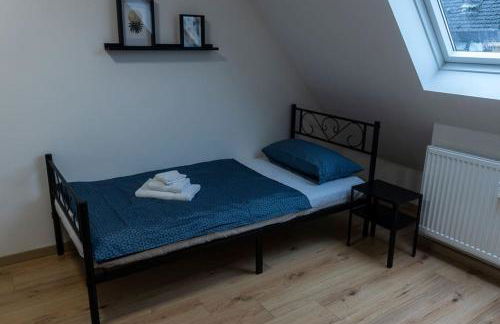 Moderne Ferienwohnung in Gelsenkirchen-Schalke für 1 bis 7 Personen mit Terrasse, ideal für Gruppen & Stadionbesuche - Foto 20