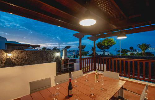 Stylish 6 Bedroom Villa Princesa - Hot Tub - Heated Pool - Near Beach & Waterparks - Foto 31