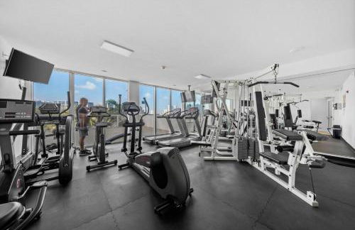 Waterfront Luxury 2-Bedroom Condo Sunny Isles Beach - Foto 32
