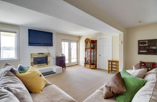 Smith Mountain Lake Getaway w/ Private Dock! - Foto 20